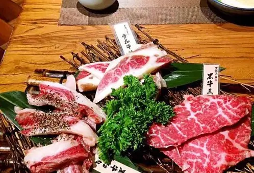 沈阳黑马餐厅:融合东北菜的网红快餐,人均 40 元,钱包见底也值得(图14) 沈阳装修餐厅西安哪家好_沈阳装修餐厅西餐厅价格_沈阳西餐厅装修