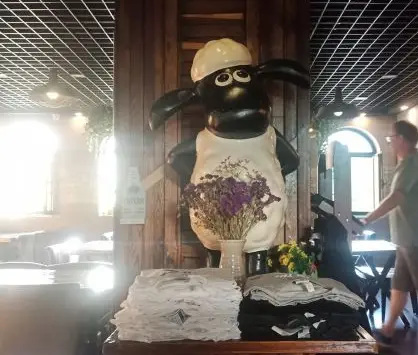 沈阳黑马餐厅:融合东北菜的网红快餐,人均 40 元,钱包见底也值得(图10) 沈阳装修餐厅西餐厅价格_沈阳装修餐厅西安哪家好_沈阳西餐厅装修