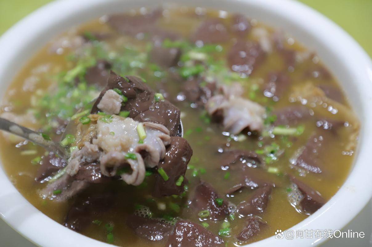 贵州特色小吃:风味独特,制作工艺多样,食材丰富,享誉国内外(图2) 贵州美食图片和文字介绍_贵州美食图片_贵州美食图片大全高清图片组图